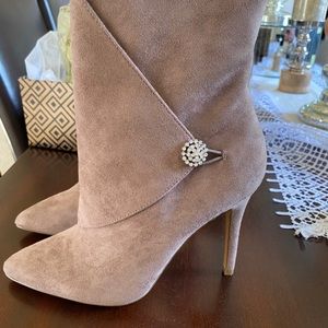 Charles David booties size 6M